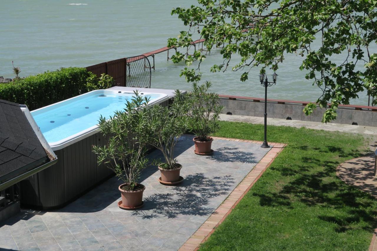 Gránit Villa Balatonszarszo Exterior foto