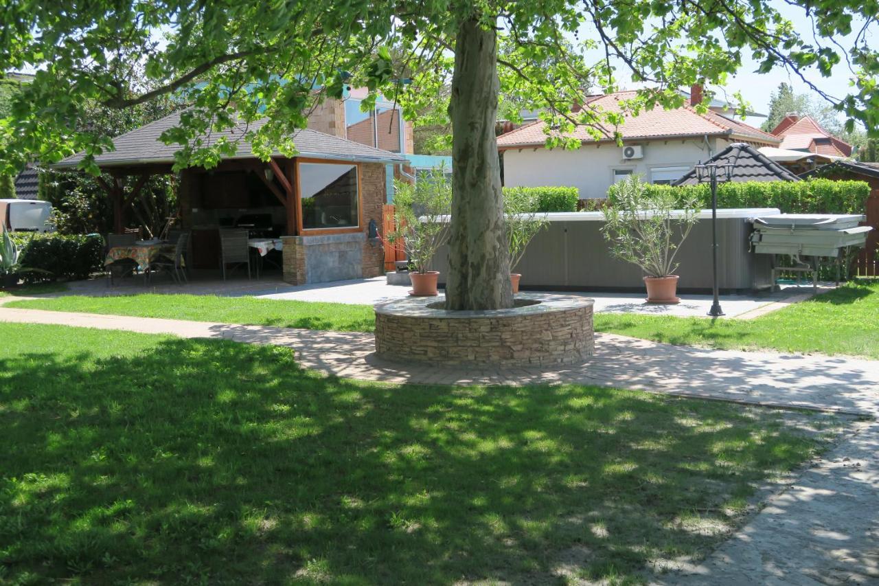 Gránit Villa Balatonszarszo Exterior foto
