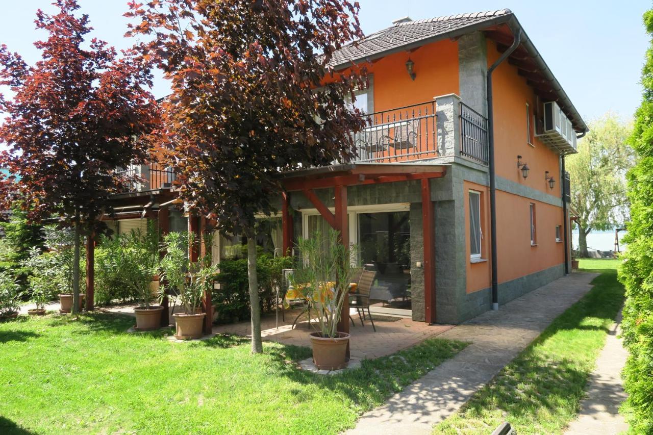 Gránit Villa Balatonszarszo Exterior foto