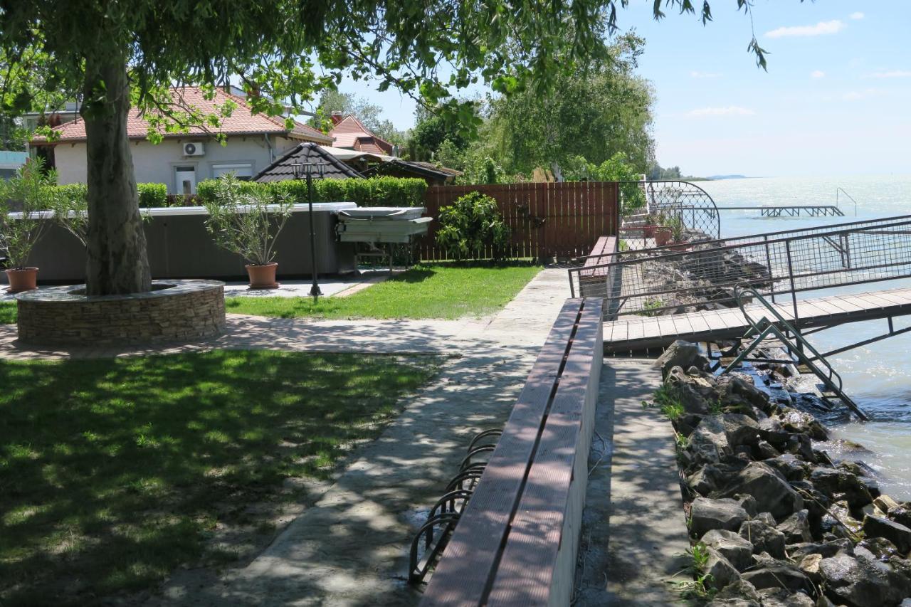 Gránit Villa Balatonszarszo Exterior foto