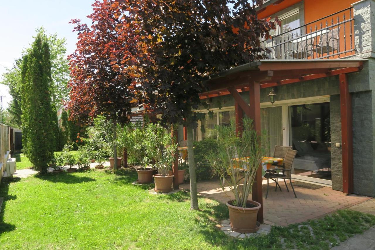 Gránit Villa Balatonszarszo Exterior foto